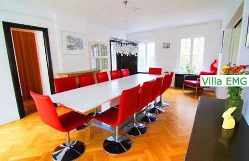 Luxus Ferienhaus Villa EMG Emsdetten nah Münster, Osnabrück, Rheine für Familien Gruppen bis 17 Personen, Pool, Whirlpool, Garten, Kamin, 6SZ - Foto 31