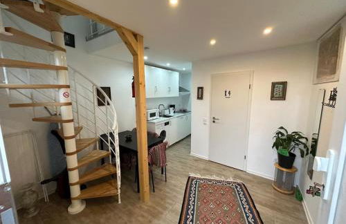 Charmantes 2-Etagen Häuschen- Köln-Phantasialand - Foto 9