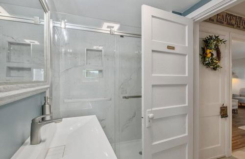 Beautiful Waterfront House in Owasco Lake - Foto 24