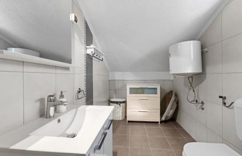 Lovely Home In Krkovic - Photo 43