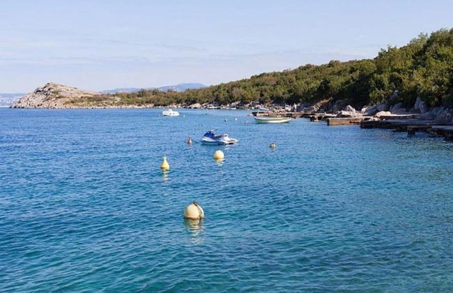 Apartment in Omisalj With Rooftop Terrace - Foto 40