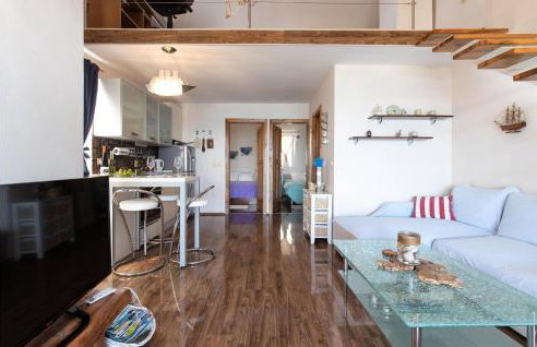 Amazing Apartment In Dobropoljana - Photo 12