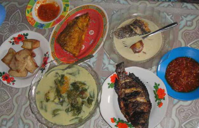 Houseboat Bee Kelotok - Foto 76