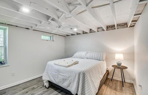 Charming Wolcott Cottage with Fire Pit and Mini Dock - Foto 30