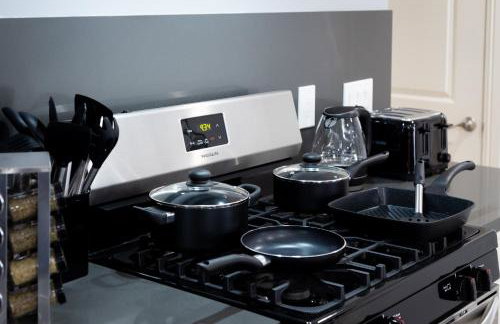 Luxury Oasis in Culver City! Free parking and Jacuzzi - Foto 11