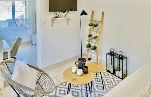 1 Bedroom Stunning Home In Postira - Photo 17