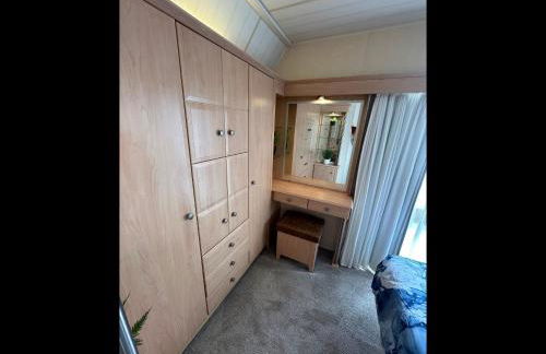 M9 luxury lodge style holiday home waterside Ingoldmells Skegness Santanavan 11 - Foto 3