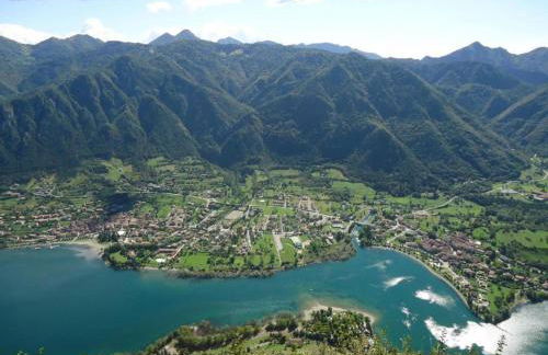 Cozy Holiday Home in Idro Lombardy with Private Garden - Foto 24