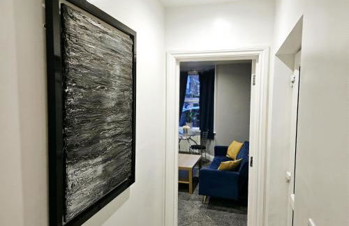 StayZen Apartments - Free Parking & Private Garden Ground Floor Central Woking - Business & Leisure - Photo 53