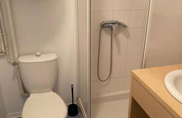 Maisonnette en bois pour 4 personne village vacances Avec - Foto 8