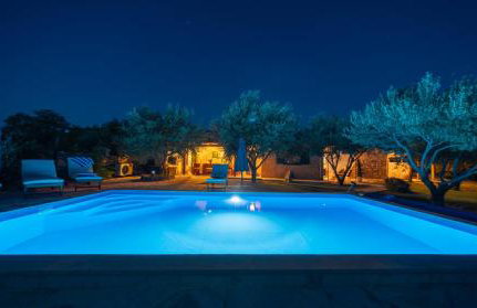 NEW! Holiday home Maša with heated pool near Krka national park - Foto 1