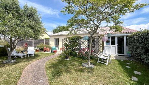 Maison rénovée, à 300m de la plage et proche commerces, avec terrasse et jardin, tout confort - FR-1-361-131 - Foto 2