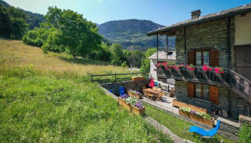 Casa Vacanze Grand-Haury da Andrea - Photo 4, Garden