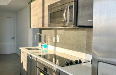 Elevated Elegance Luxe View Pool Free Parking - Foto 20
