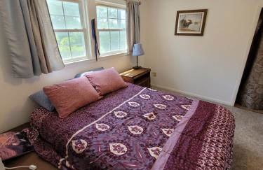 Oscoda Hilltop Haven - Great Location near Beach! - Foto 41