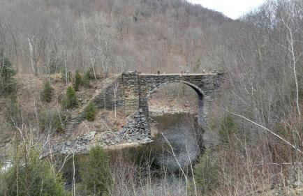 Vintage Caboose Rental in Historic Small Town near Springfield, Massachusetts - Foto 17