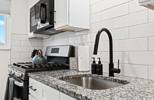 Spacious 2BR Flat, King Bed, Downtown Mt Clemens - Foto 23