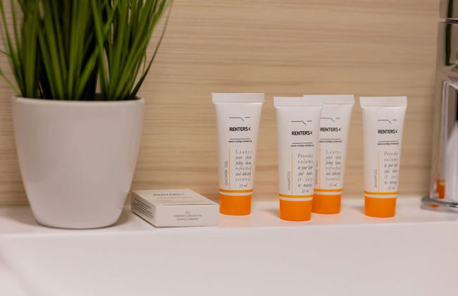 Spacious Targowek Apartment by Renters - Foto 33