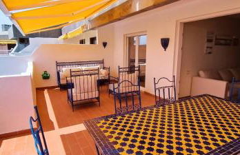 Blue & Yellow Penthouse with Terrace at Balaia Mar - Foto 20