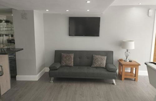 2 Bedroom Garden Flat - Foto 7