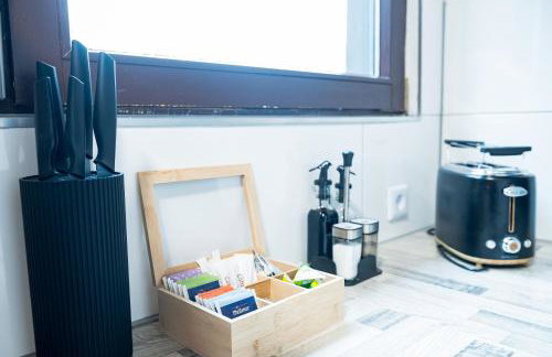 Modernes Apartment mit Balkon, Parkplatz, Waschmaschine für 4-5 Gäste - Foto 24