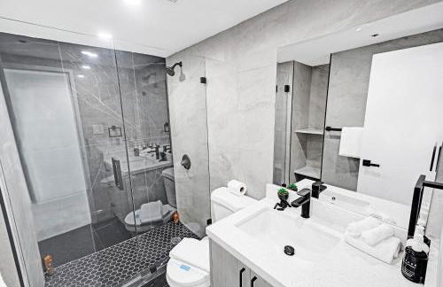 Bright 3BR 3BA Condo with Stunning Bay Views in Oceanfront Complex 820 - Foto 14