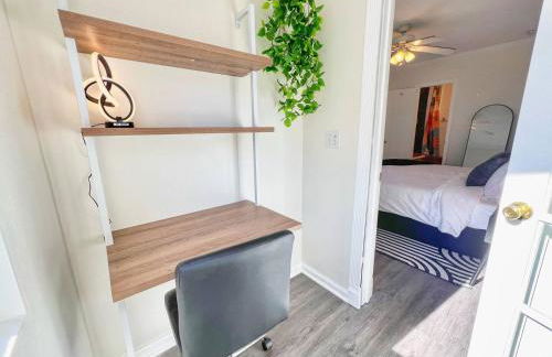 Groovy Getaway Retro Vibes in North Park, SD - Foto 22