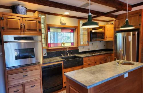 Acadia Lobsterman's Coastal Farmhouse - Foto 11