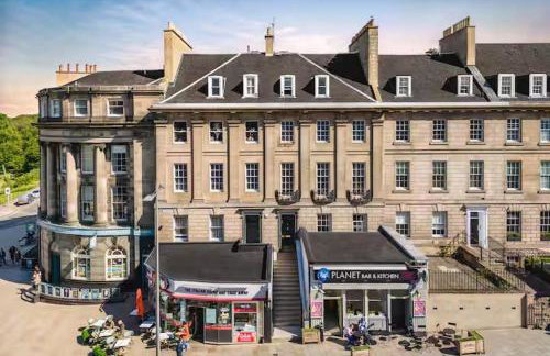 Near Transport - Fireplace - WiFi - Sleeps 2 - Foto 16