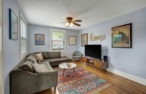 2 BR Home 4 Miles to Broadway Sleeps 4 - Foto 7