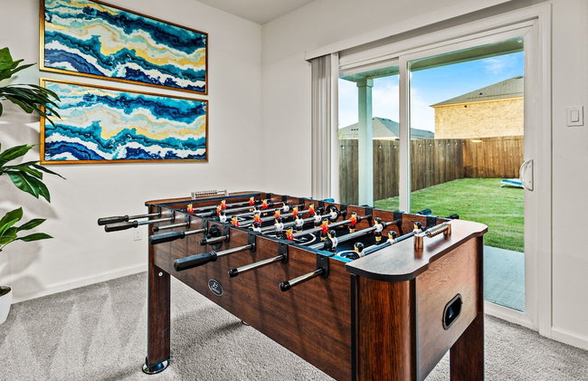 One Level Home Foosball Firepit Quiet Neighborhood - Photo 38
