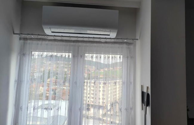 Charming Studio Apartment in Novi Pazar With City & Mountain Views - Foto 20