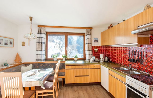 Chalet in Hainzenberg Near Ski Slopes - Foto 14