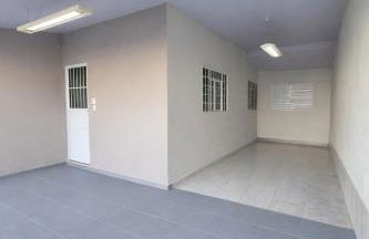 Casa p 11 pessoas com garagem para 3 carros prox Parque do Sabia, Arena Sabiazinho, Ufu, Madrecor - Foto 5