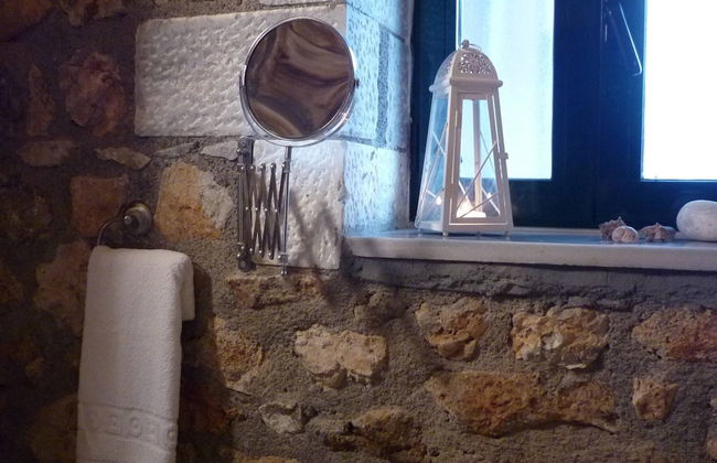 Big Blue All Stone Traditional House - Foto 9