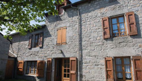 Gîte Gîtes de France 6/7 personnes au Fau de Peyre - Foto 1