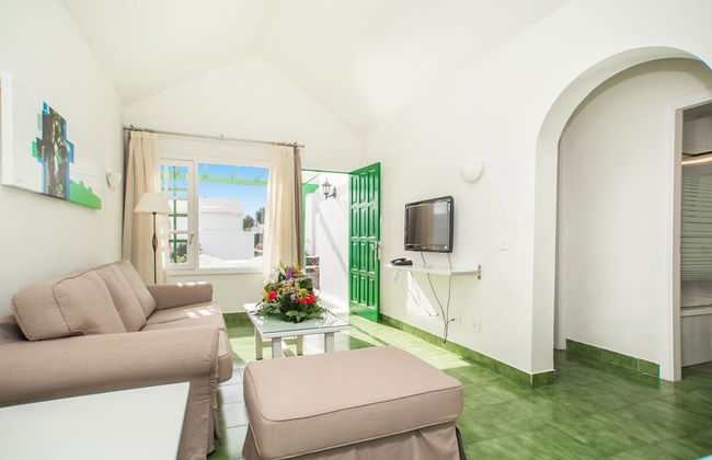 Apartamentos LIVVO Las Gaviotas - Photo 32