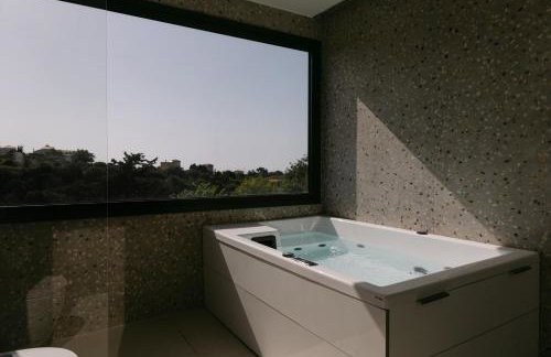 Emerald Harmony Villa with Private Pool & Jacuzzi - Photo 34
