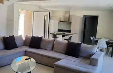 MAGNIFIQUE VILLA MODERNE ENTRE MER ET MONTAGNE - Foto 17