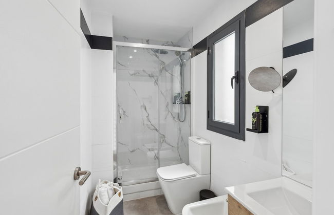 Limehome Madrid Calle de la Paloma - Photo 48