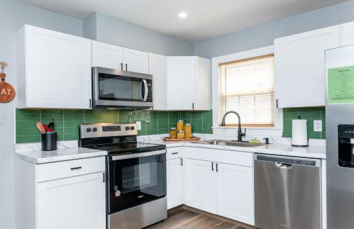 The Lucky Horseshoe 4BR Derby Side Retreat - Foto 12