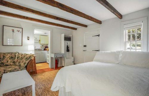 Sweet 1BDR Farm Cottage with Fire Pit and Creek View - Foto 11