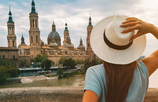 Juego de pistas en Zaragoza: Búsqueda del tesoro - Foto 1