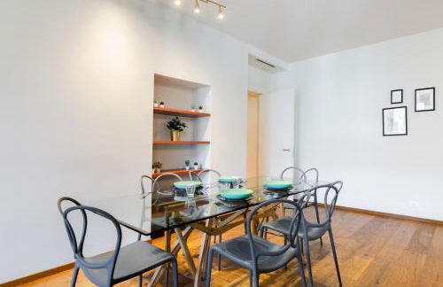 Hostdomus - Lagrange Luxury Apartment - Photo 6