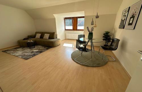 2 Zi Wohnung, zentrale Lage mit Parkplatz, 15 min vom Hbf Hamburg - Foto 16