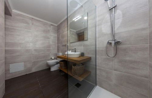 D13 - Eiras Velhas Holiday House in Almádena - Foto 49