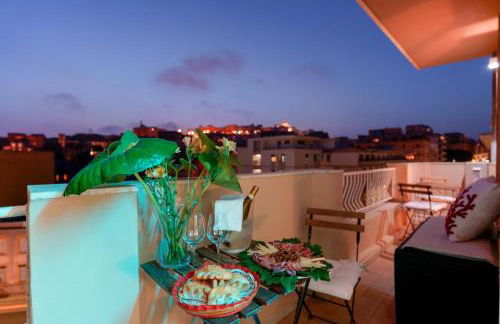 Cagliari Magica bellissimo appartamento & suite in centro - Photo 10