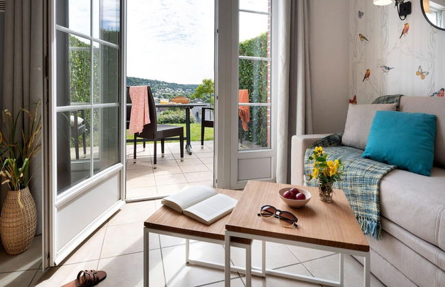 Terraced House in Residence & Spa With Common Pool and Sauna, Houlgate - Foto 6