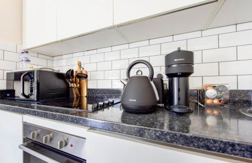 Prime Luxury, Heathrow, FreeParking, WiFi, Netflix - Foto 8