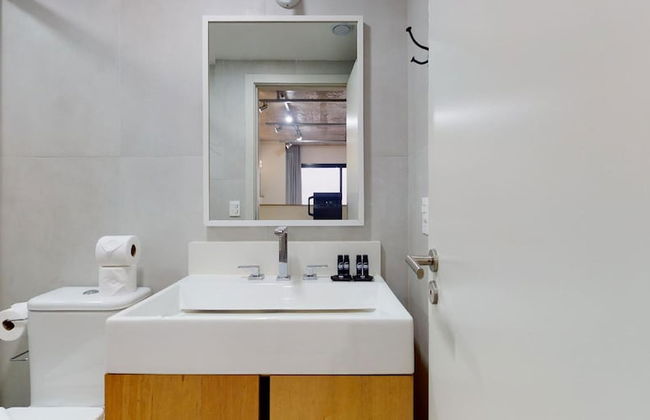 Charlie Porto Alegre Praça 4 - Foto 50